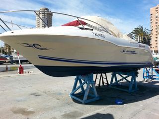 Quicksilver 6.20: Barco pesca paseo