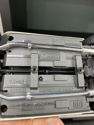 MAQUETA coche escala 1/18