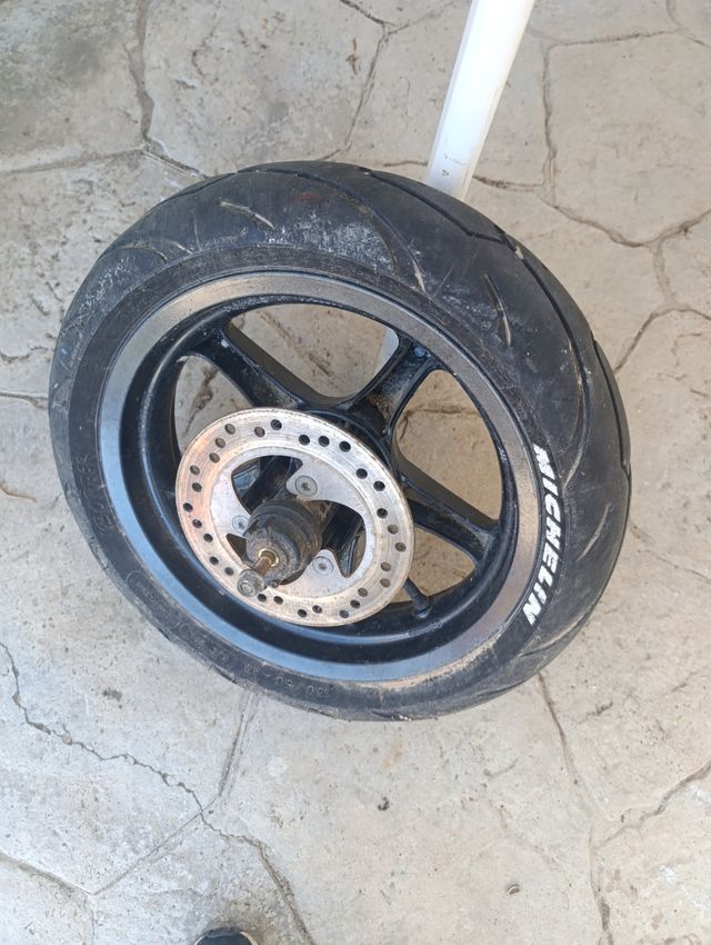 Rueda Aerox Michelin