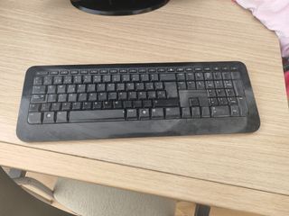 Monitor y teclado con USB 