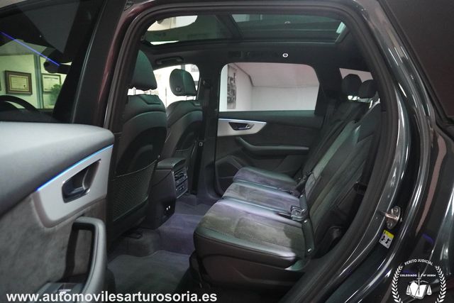 Audi Q7 2021