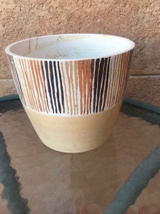Maceta porcelana marrón beige