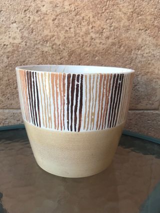 Maceta porcelana marrón beige