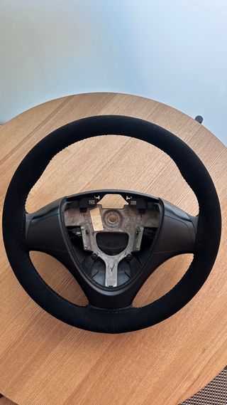 Volante Hyundai i30 - Piel