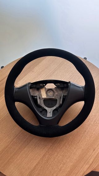Volante Hyundai i30 - Piel