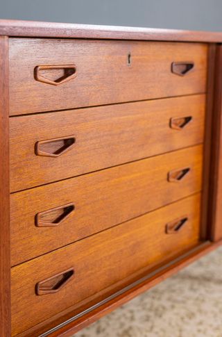 Aparador danés vintage mid-century