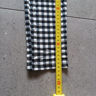 Pantalón Zara cuadros blanco-negro