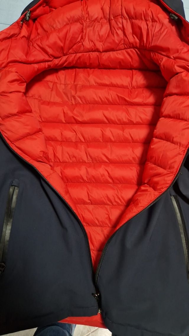 Giubbotto uomo blu imbottito in tessuto impermeabi