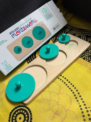 Puzzle Montessori círculos madera