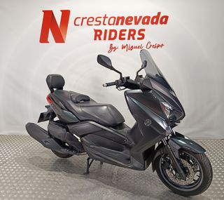Yamaha XMAX 400