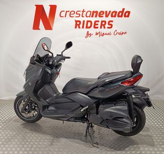 Yamaha XMAX 400