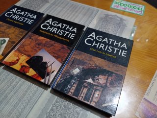 Lote de libros de Agatha Christie. Los que quedan.