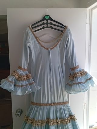 Traje gitana azul y beige