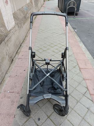 Carrito y Capazo Inglesina usado