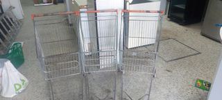 carros metálicos supermercado