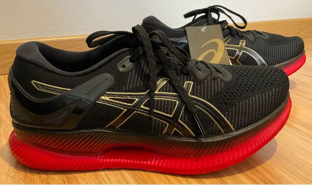 Zapatillas running Asics MetaRide a estrenar.