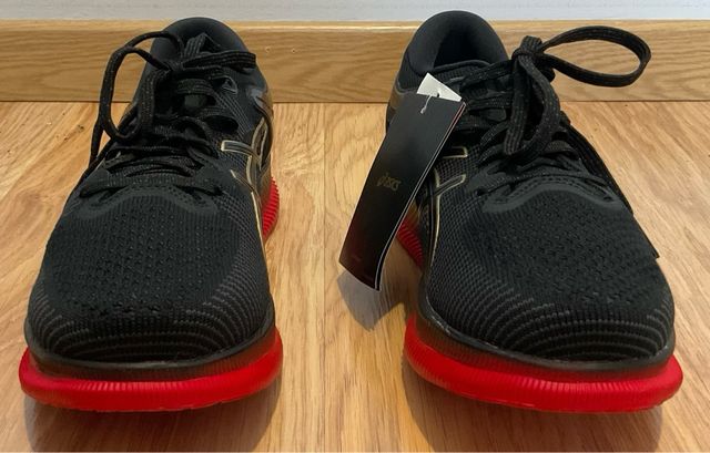 Zapatillas running Asics MetaRide a estrenar.