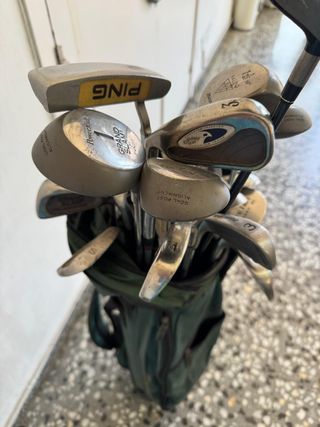 Juego de palos de golf
