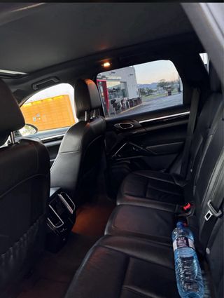 Porsche Cayenne 2012