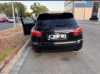 Porsche Cayenne 2012