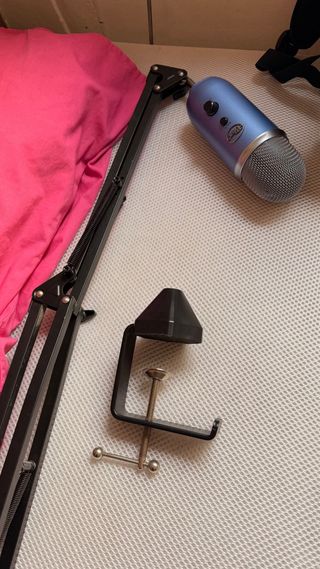 Micrófono Logitech Blue Yeti Azul - Brazo Soporte
