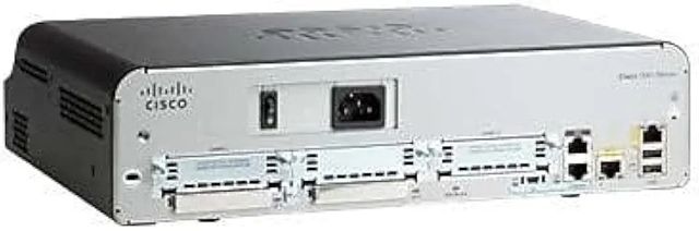 Router Cisco 1941 in ottime condizioni