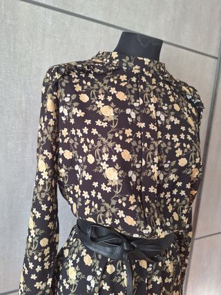 Vestitino Kennet Street