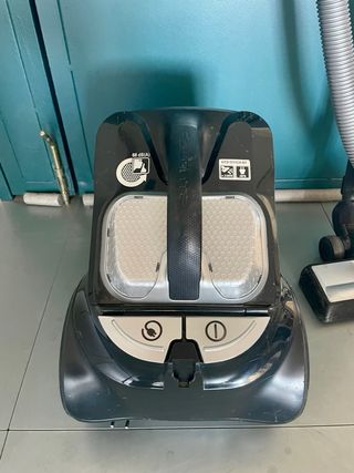 Aspiradora Rowenta Silence Force sin bolsa