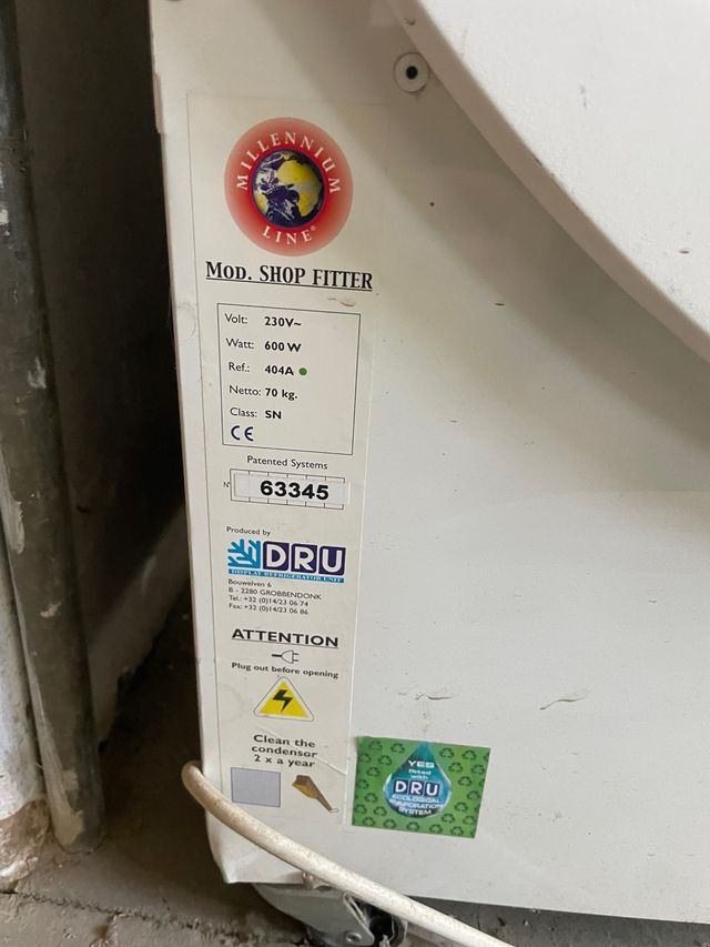 Expositor Frigorífico DRU Shop Fitter