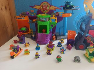 SuperThings Muñecos pack de dos casa y 50 muñecos