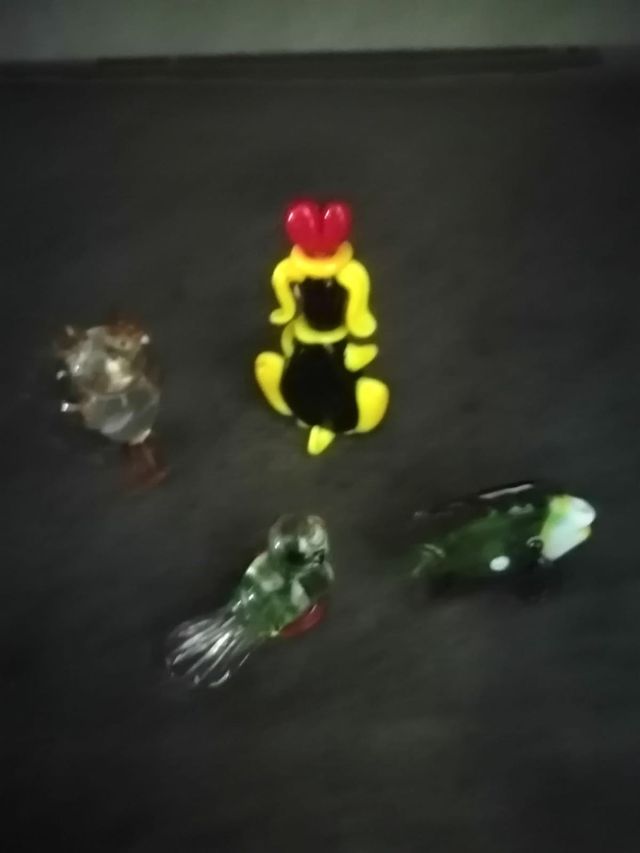 Set 4 oggetti vari in vetro colorati