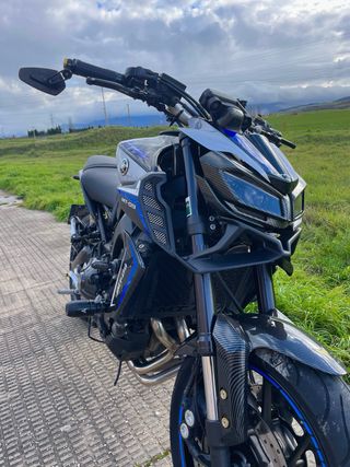 YAMAHA MT09 V2