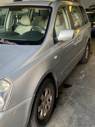 KIA Carnival 7 plazas. 2010. 150kms