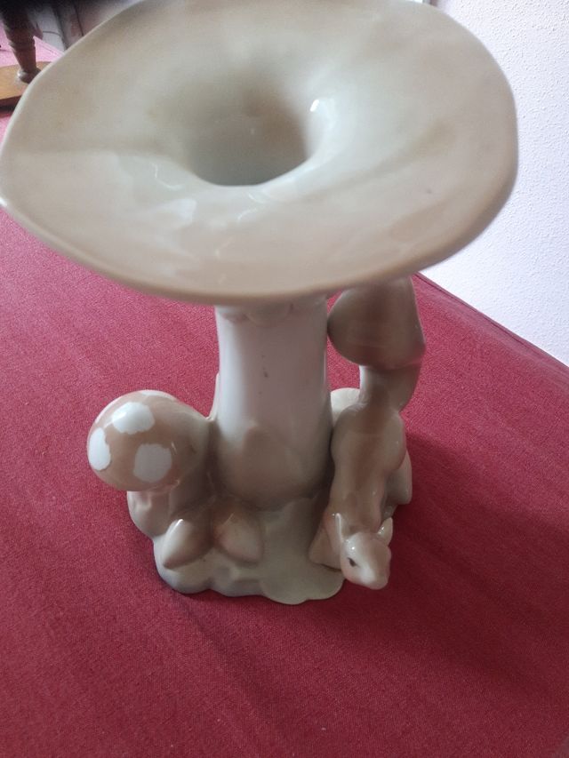 Figura porcelana ardilla seta