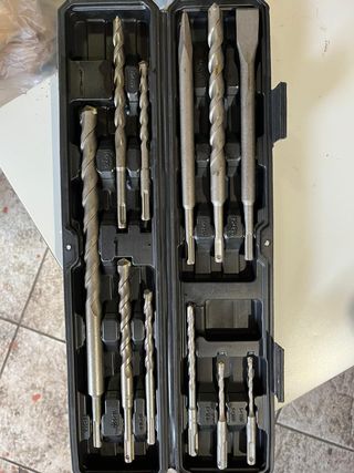 Set punte e scalpelli per trapano a percussioni 