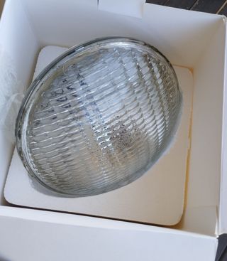 Lampara halogena para piscina