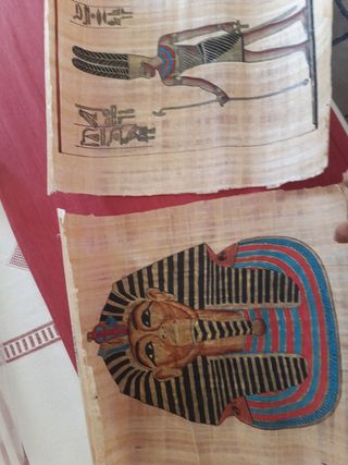 Dos papiros egipcios antiguos