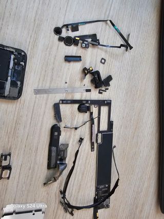 Ricambi Iphone 7 A 1778 + ipad Vari