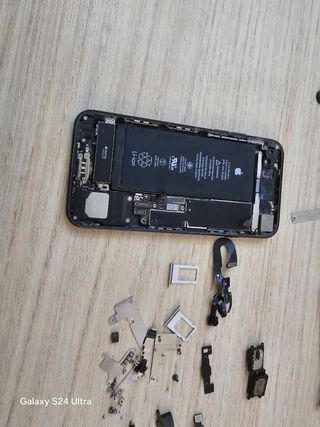 Ricambi Iphone 7 A 1778 + ipad Vari