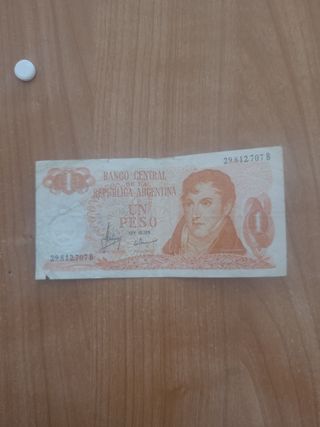 3 billetes 1 Peso Argentino Ley 18188.