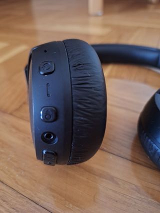 Auriculares JBL negros