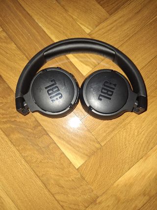 Auriculares JBL negros