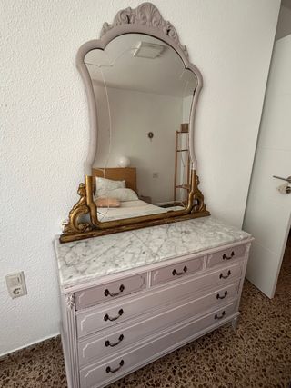 Tocador vintage con espejo - mármol