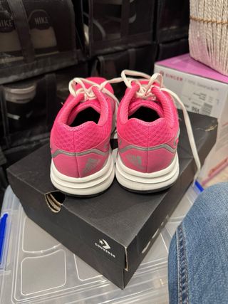 Zapatillas Adidas running rosa