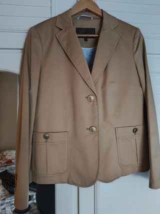 Americana beige mujer