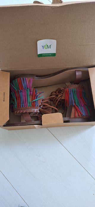 Sandalias cuero talla 39. Zara