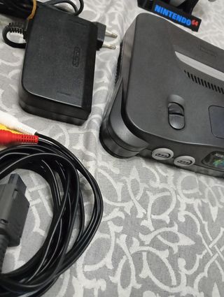 Nintendo 64 + Mario Kart. Buen estado. Nintendo 64