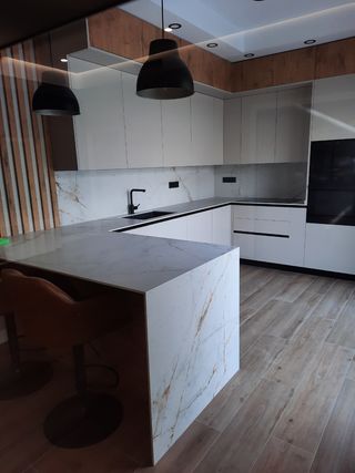 Platerías, fontanería, electricidad,624. 96 2830