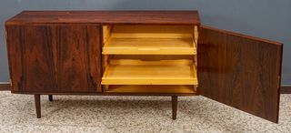 Aparador danés vintage mid-century