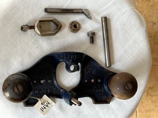 CEPILLO METALICO DE CARPINTERO RECORD No 71.